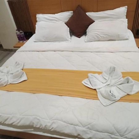 Shree Murlidhar Guest House 수라트 외부 사진