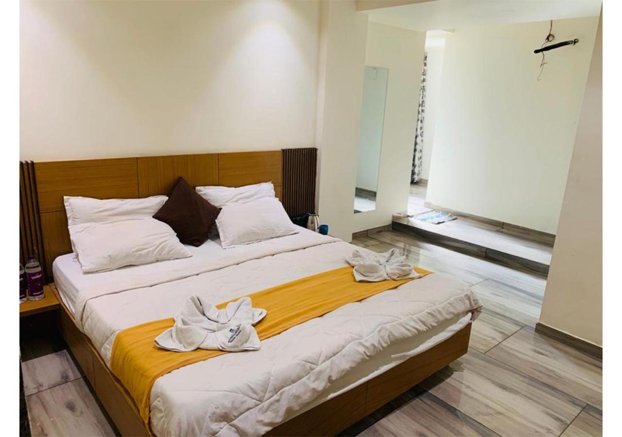 Shree Murlidhar Guest House 수라트 외부 사진